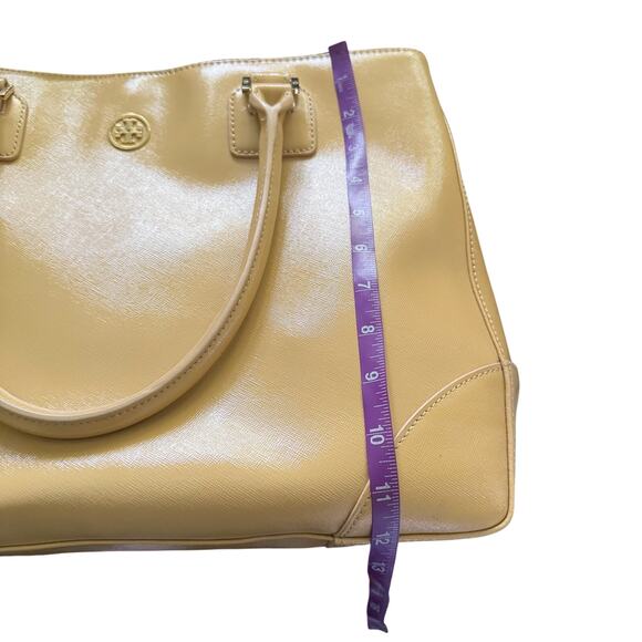 Tory Burch Robinson East West Tote Bag Tan Beige Camel Leather Large EUC - Picture 12 of 14